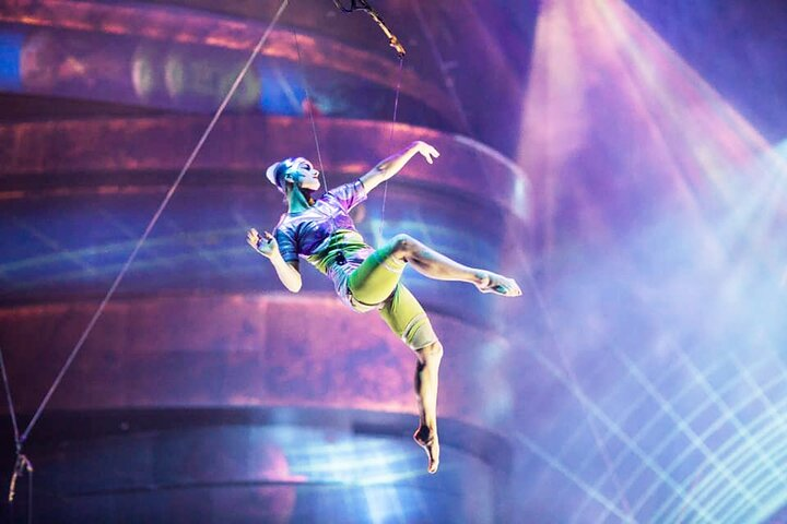 La Perle Admission To VIP Ticket With Optional Pick and Drop in
